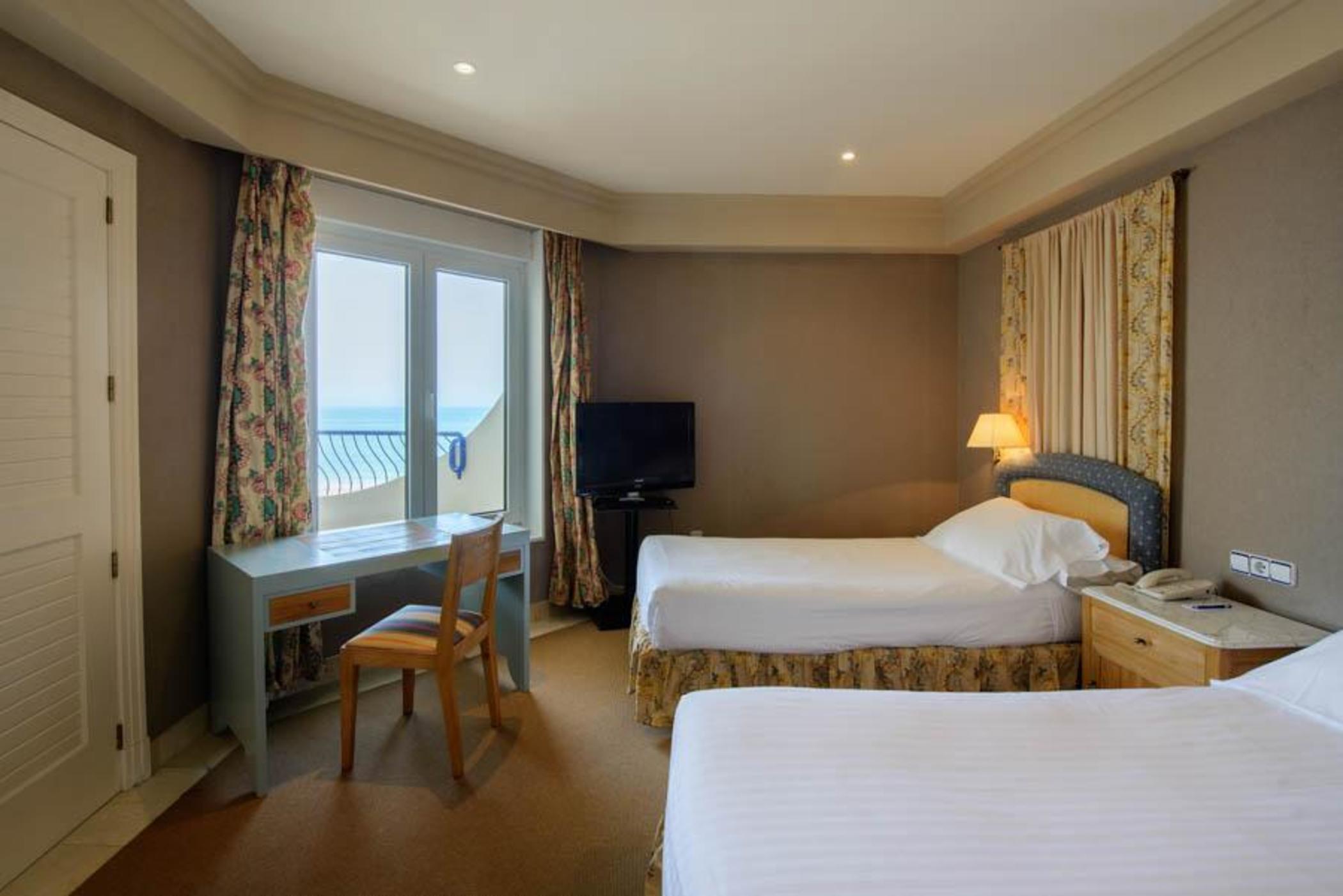 Hotel Playa Victoria Cadiz Ngoại thất bức ảnh