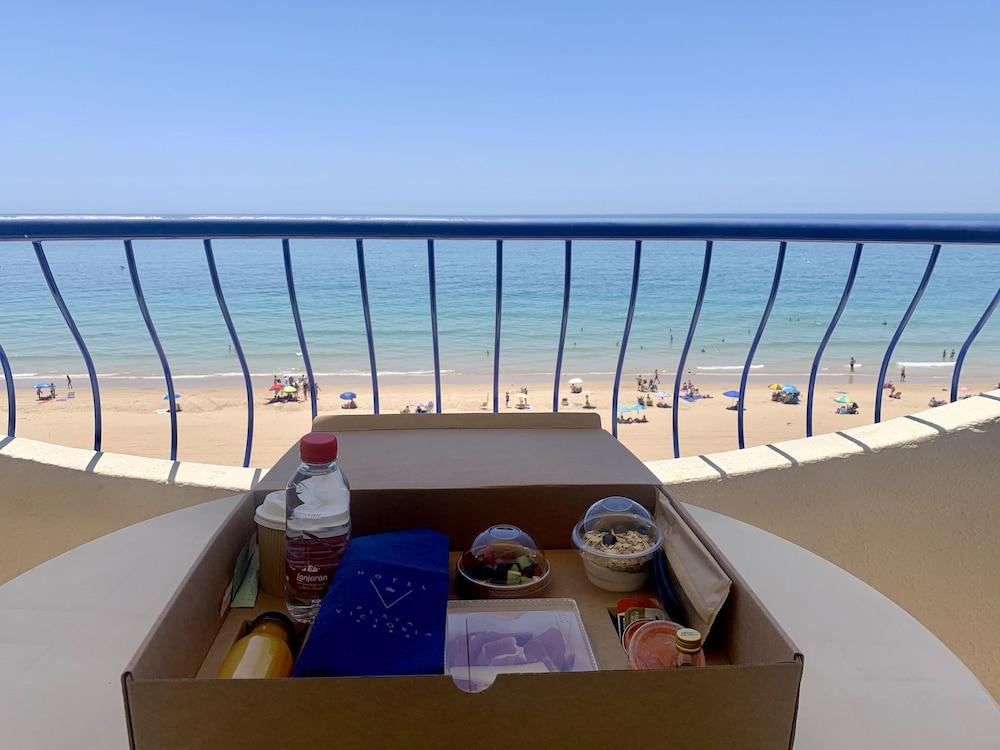 Hotel Playa Victoria Cadiz Ngoại thất bức ảnh