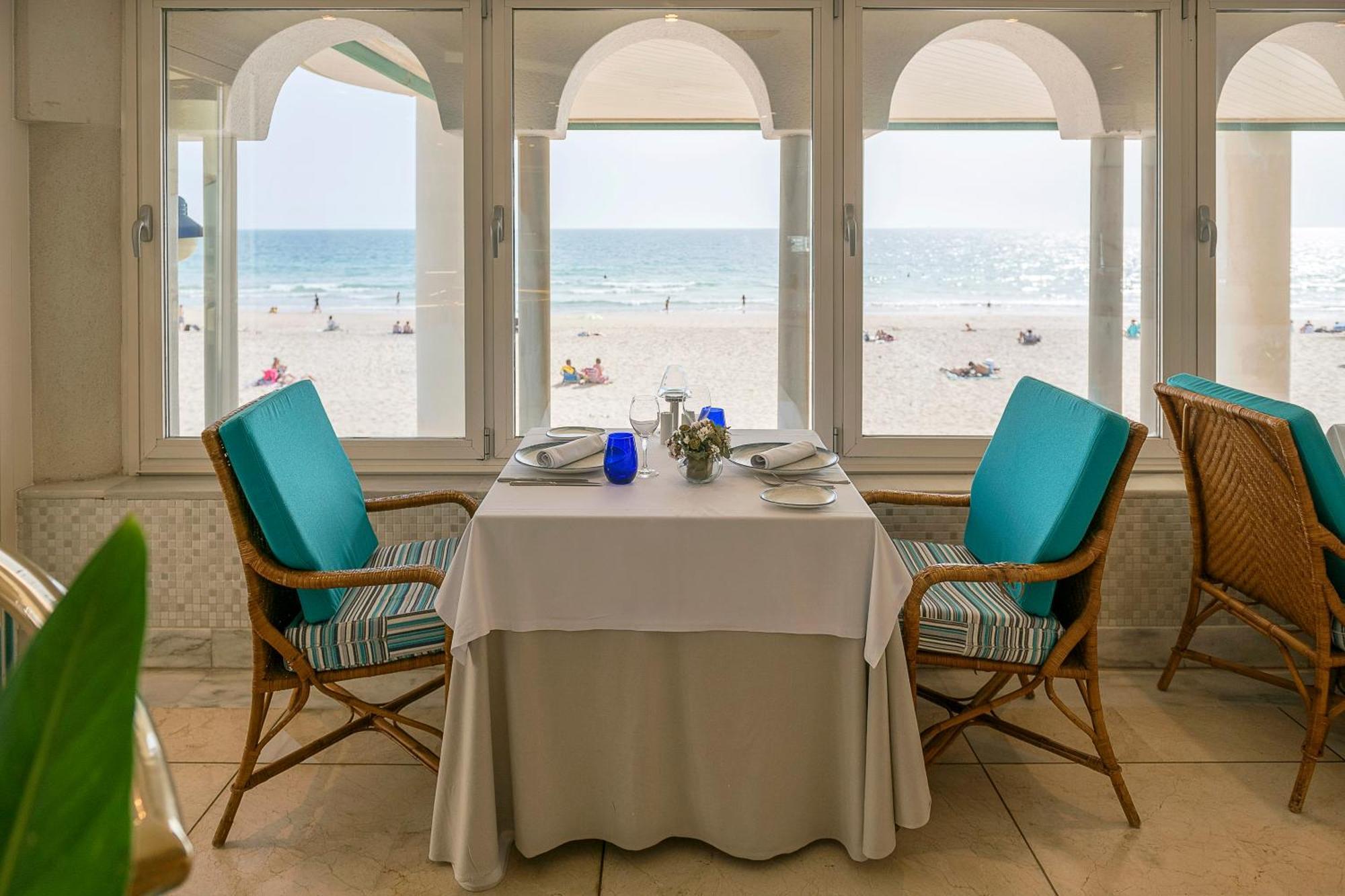 Hotel Playa Victoria Cadiz Ngoại thất bức ảnh