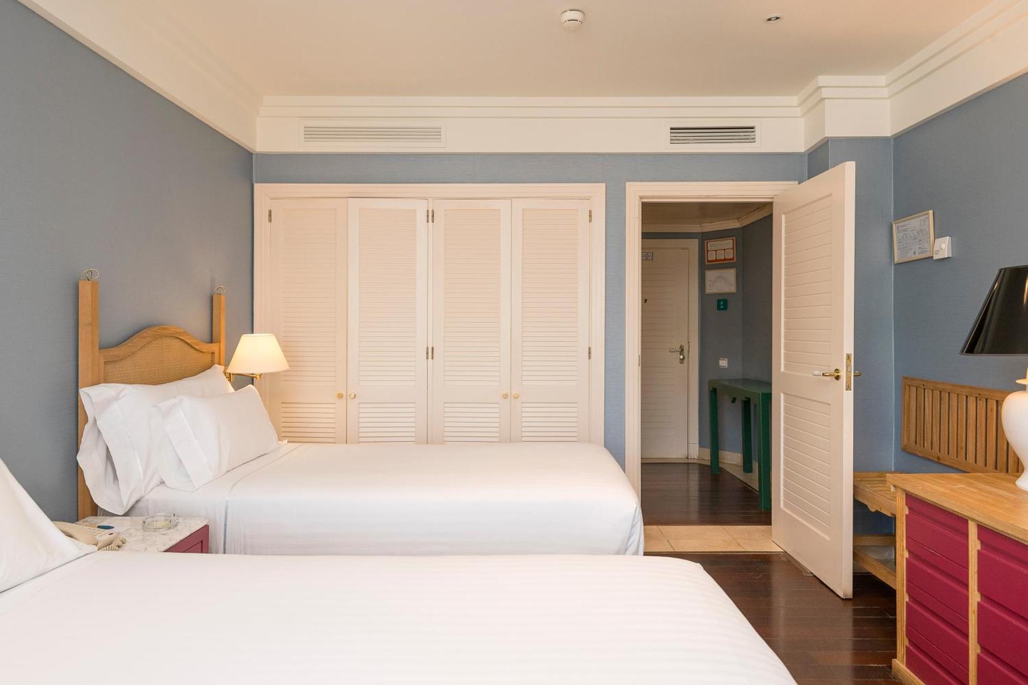 Hotel Playa Victoria Cadiz Ngoại thất bức ảnh