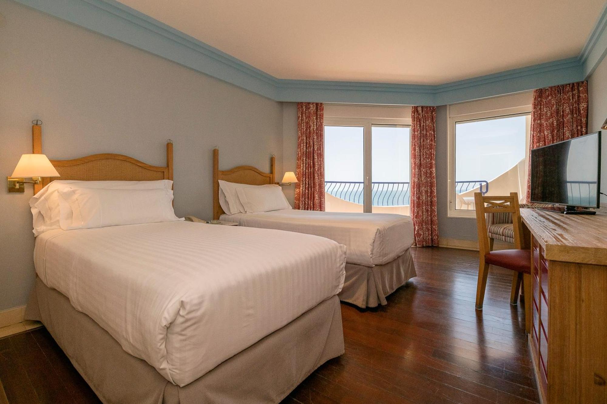 Hotel Playa Victoria Cadiz Ngoại thất bức ảnh