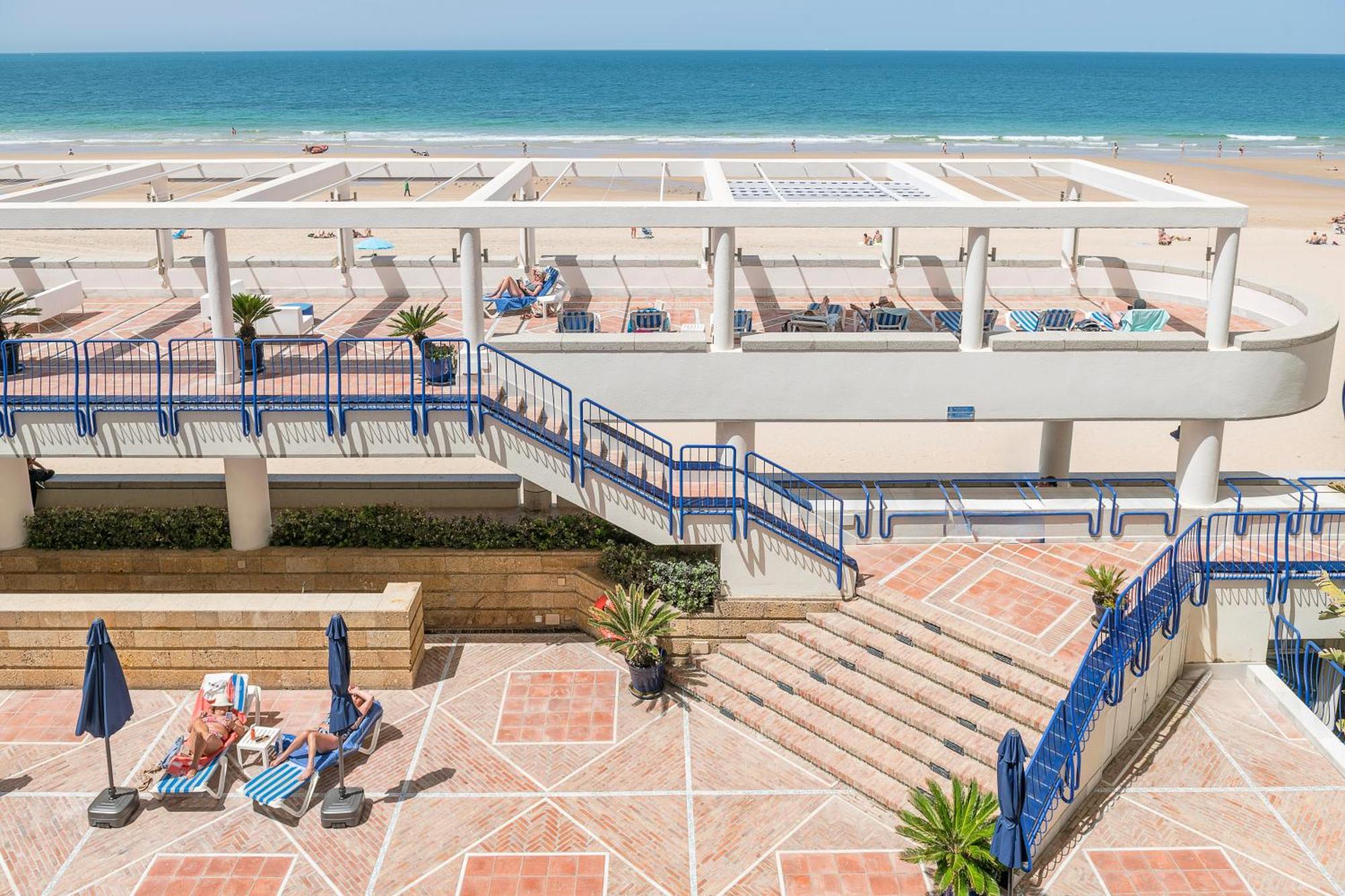 Hotel Playa Victoria Cadiz Ngoại thất bức ảnh